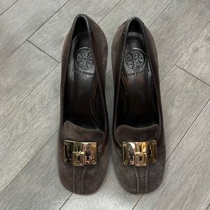 Tory Burch Howie Pumps size 7